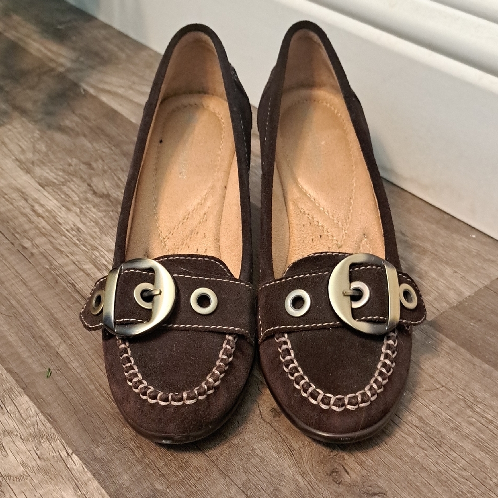 Vintage Naturalizer Suede Loafer Wedge